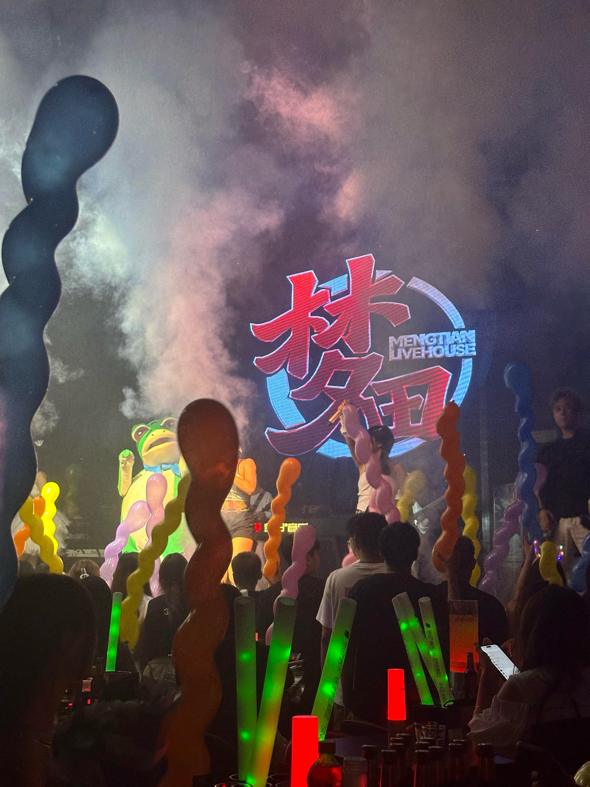郴州商务ktv低端场所推荐-北湖区小时场ktv预定